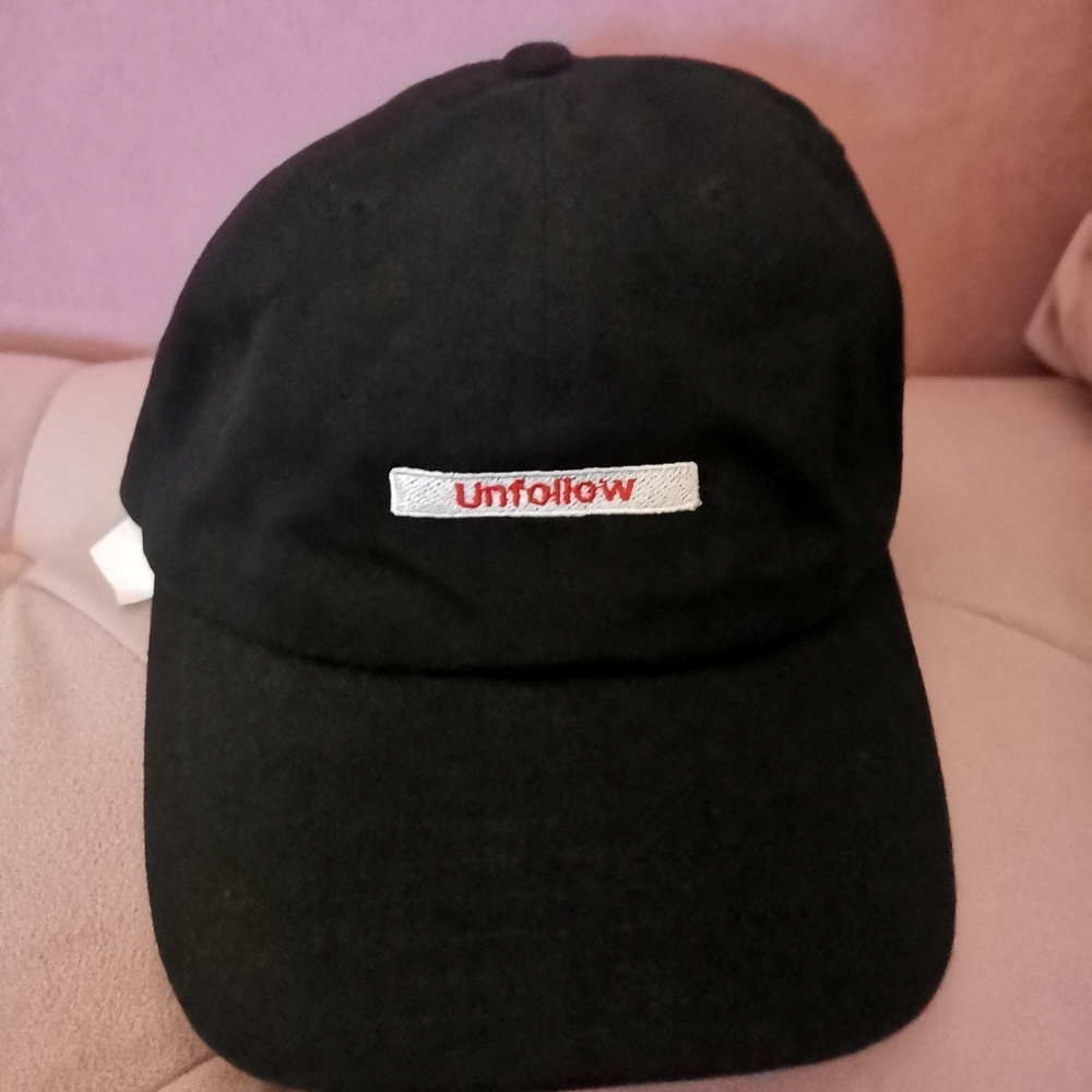 BNWT Empyre Curved Hat